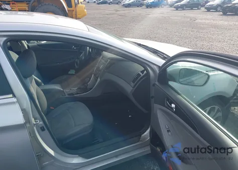 2013 Hyundai Sonata Se 2.0T from USA, damaged, VIN 5NPEC4AB4DH697900